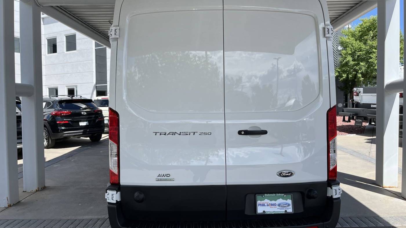2024 ford transit 250