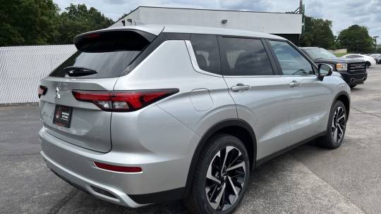 2024 Mitsubishi Outlander