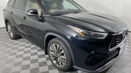 2021 toyota highlander platinum