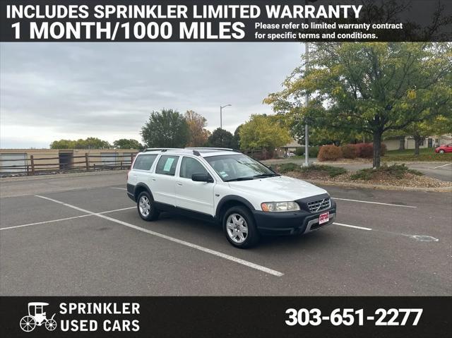2005 volvo xc70 base