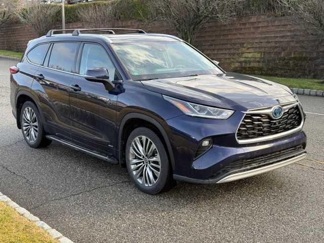 2021 toyota highlander hybrid platinum