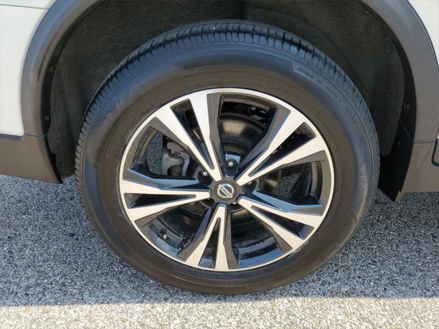2019 nissan rogue sv