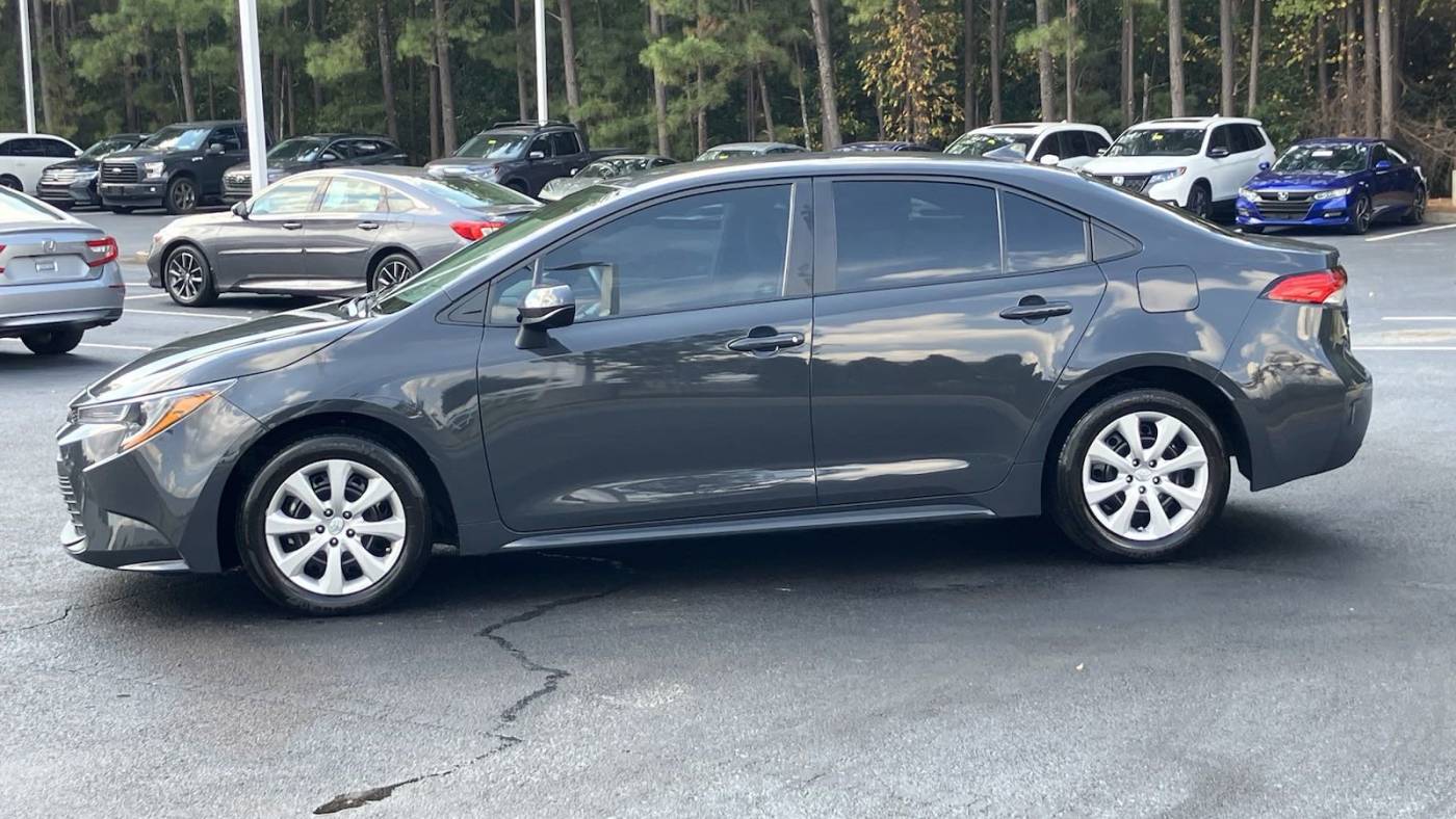 2023 toyota corolla le