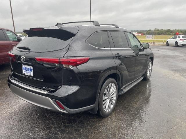 2023 toyota highlander platinum