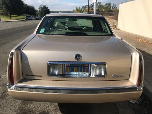 1995 cadillac deville concours sedan 4d