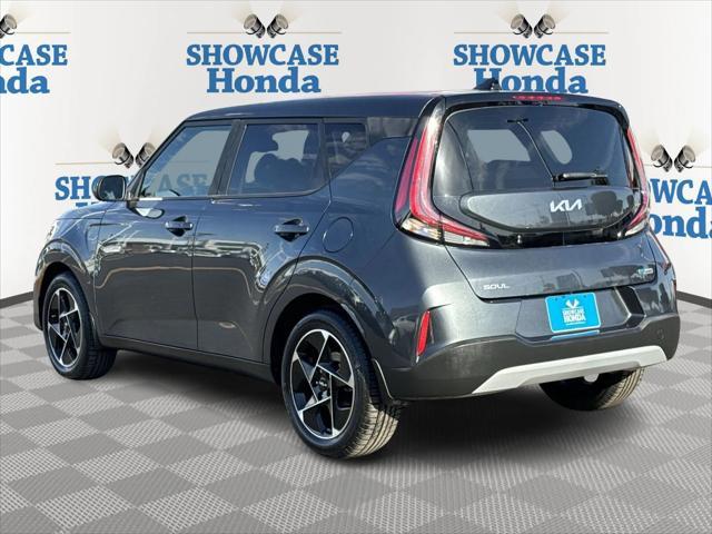 2023 kia soul ex