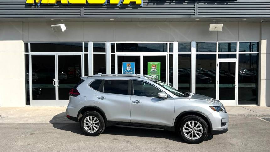 2018 nissan rogue sv