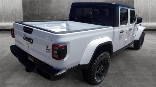 2024 Jeep Gladiator