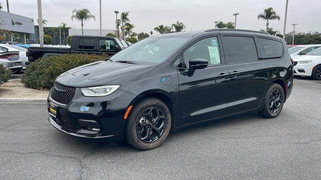 2021 chrysler pacifica hybrid touring l