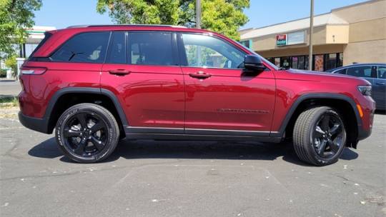 2023 Jeep Grand Cherokee