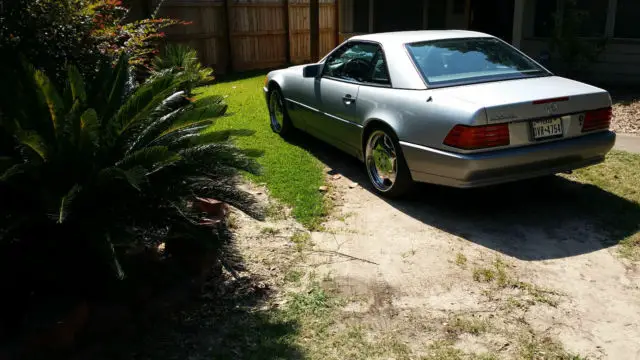 1991 mercedes 500sl. only has 77,000 miles