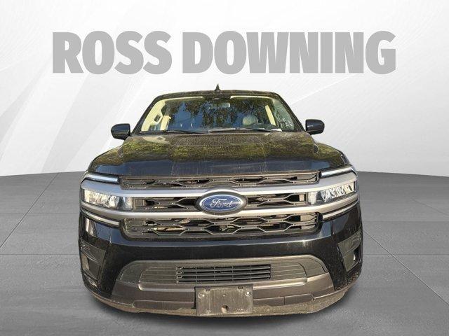 2022 ford expedition max xlt