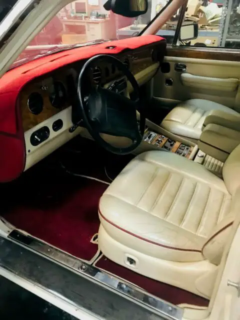 fully serviced, just did a/c, seat memory cards, hydraulics are good!