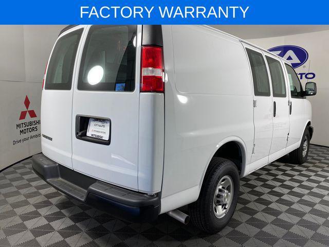 2022 chevrolet express 2500 work van
