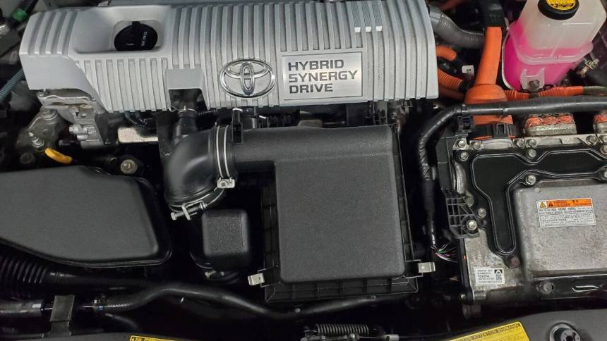 2011 toyota prius two