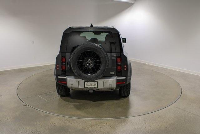 2022 land rover defender 110 s