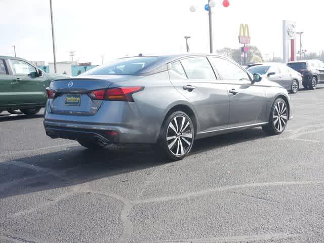 2021 nissan altima 2.5 sr