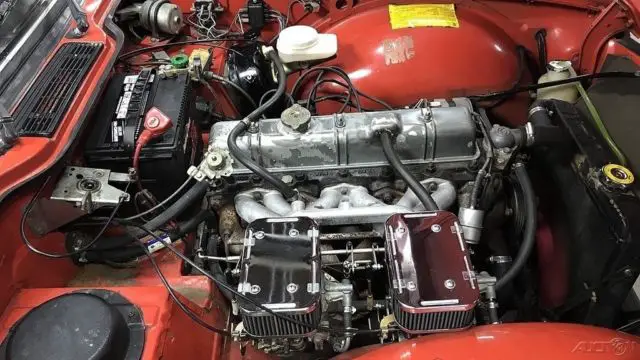 1976 triumph tr6,5-speed manual,6-cylinder,all original,gas engine,convertible