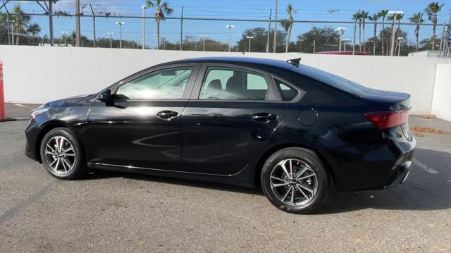 2024 kia forte lxs