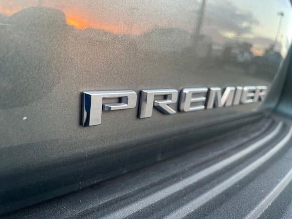 2023 chevrolet suburban in northwoods, illinois