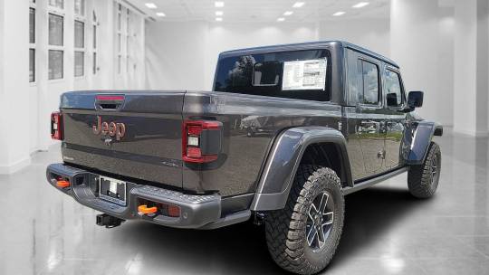2024 Jeep Gladiator
