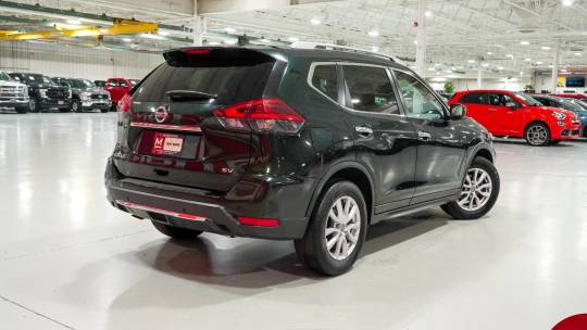 2020 Nissan Rogue sv