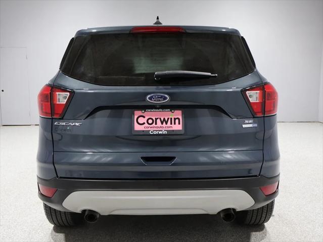 2019 ford escape se