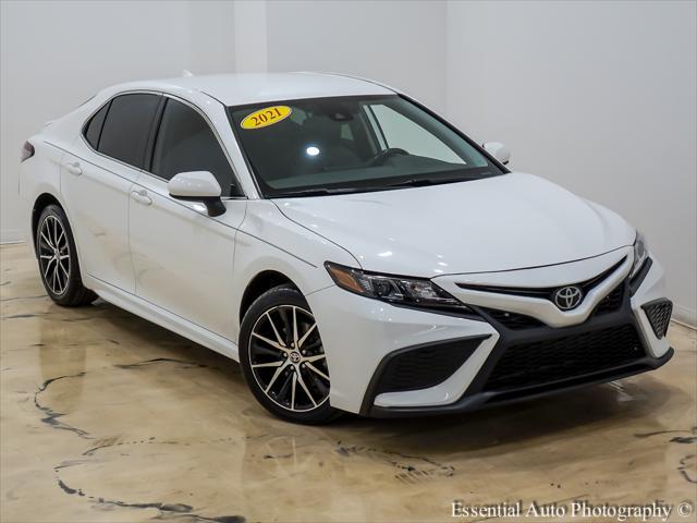 2021 toyota camry se