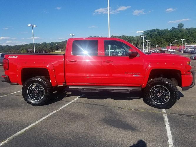 used 2017 chevrolet silverado 1500 crew cab lt columbus, ms 39701 for sale in columbus, mississippi