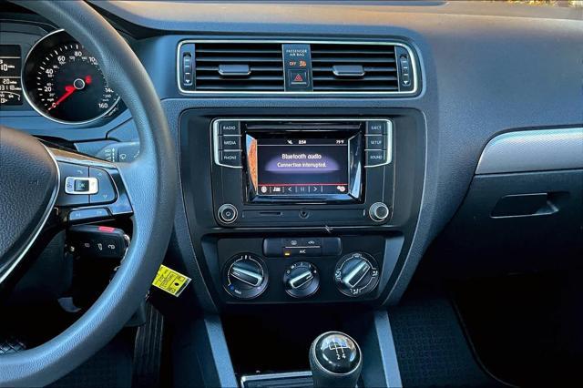 2017 volkswagen jetta 1.4t s