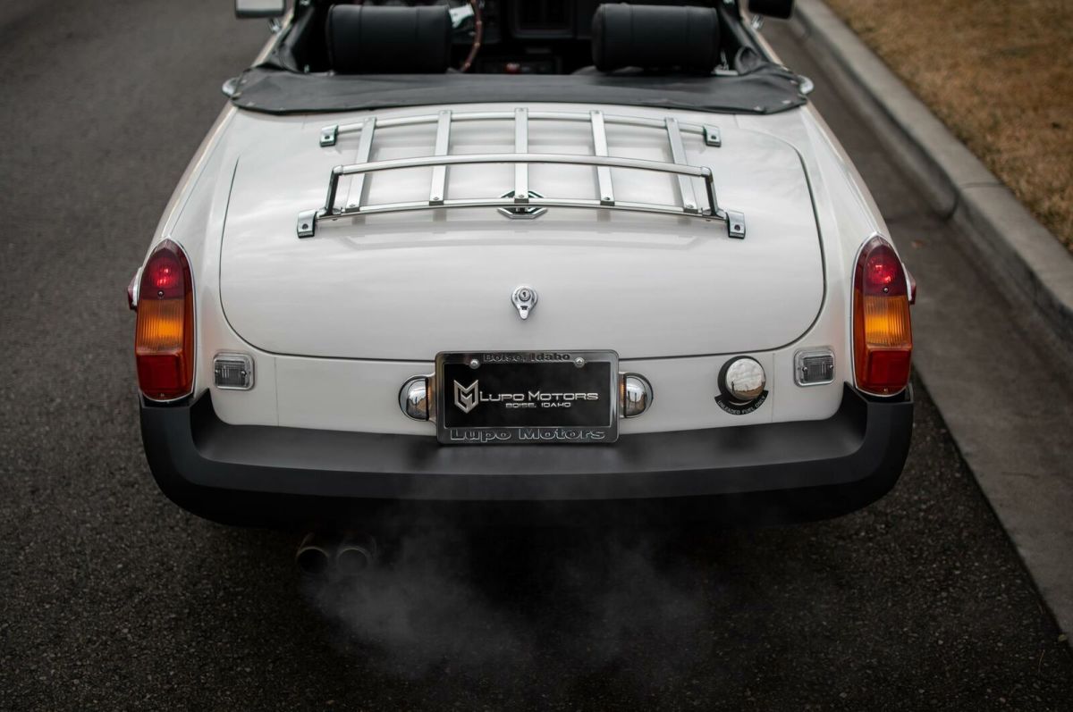 1979 mg mgb 19,557 miles white bmc austin b-series 1.8-l manual