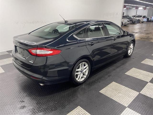 2014 ford fusion se