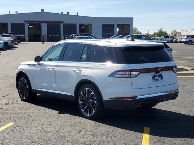 new 2025 lincoln aviator reserve