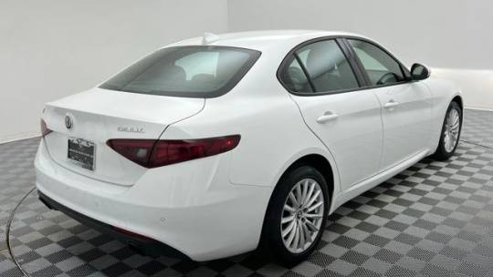 2022 Alfa Romeo Giulia