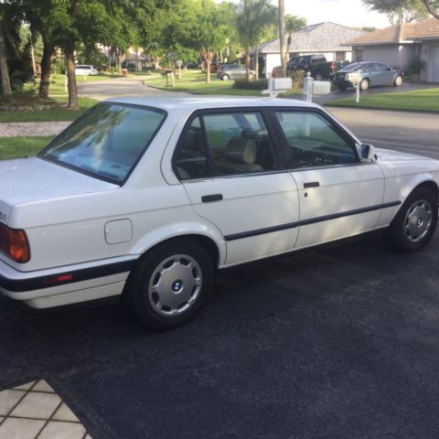 1991 bmw 318i base sedan 4-door 1.8l