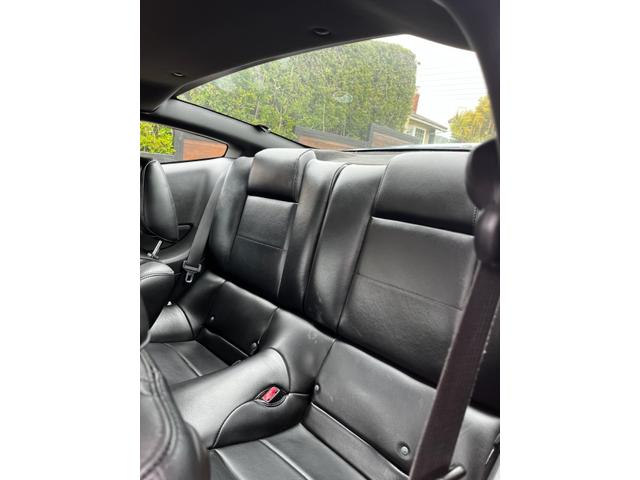 2007 ford mustang deluxe