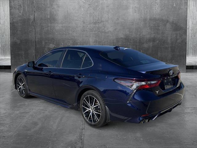 2021 toyota camry se
