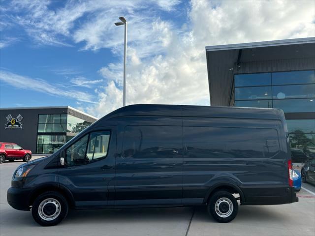 2019 ford transit-250 base