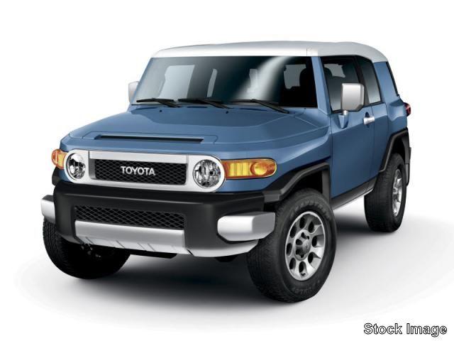 2012 toyota fj cruiser base
