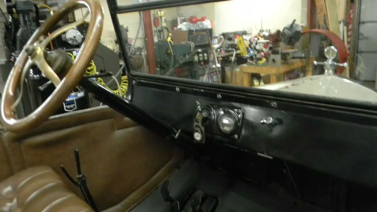 model t ford roadster 1921 sharp car unique color scheem sharp