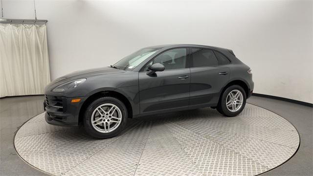 2020 porsche macan base