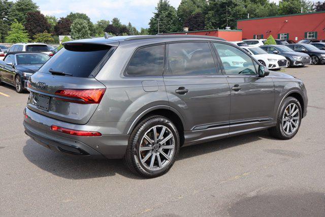 2023 audi q7 45 premium plus