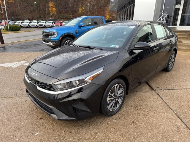2022 kia forte lxs