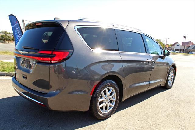 2022 chrysler pacifica touring l