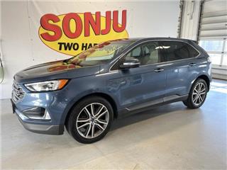 2019 Ford Edge titanium