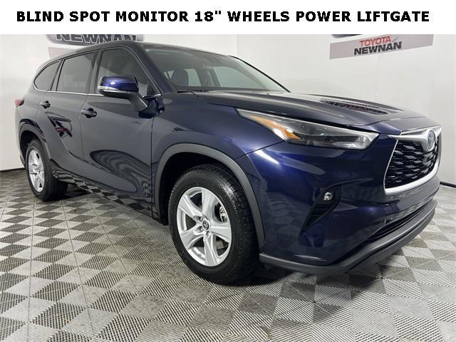 2022 toyota highlander hybrid le