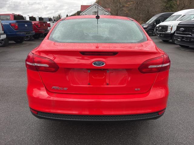 2017 ford focus se