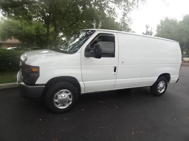 2012 ford e150 cargo