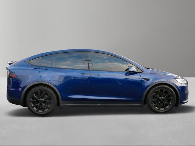 2022 tesla model x base