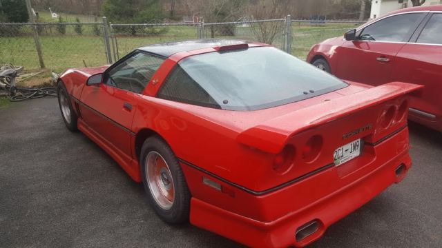 87 corvette glass top 14500 miles runs great no reserve